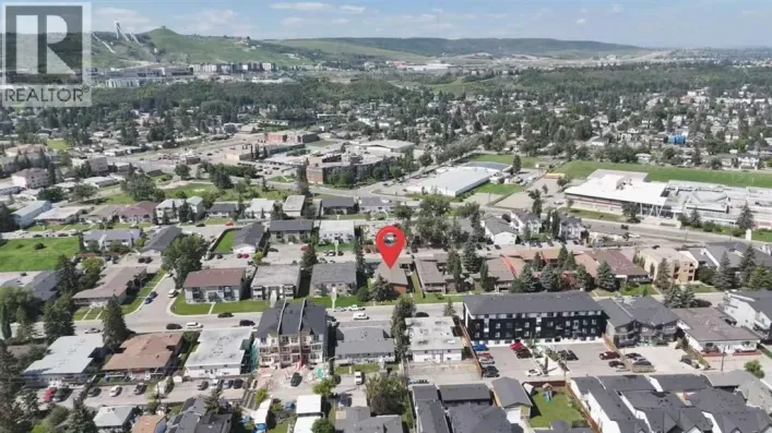1-8, 4523 73 Street NW, Calgary