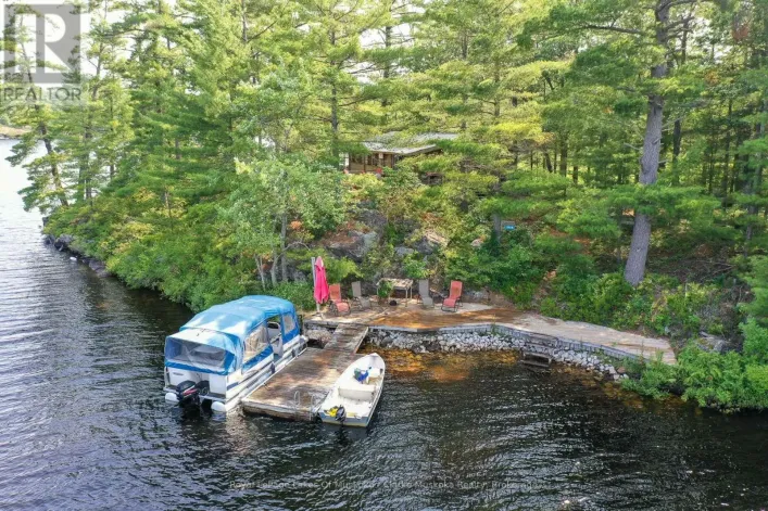 18 5KL ISLAND KAHSHE LAKE, Gravenhurst