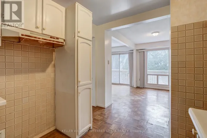 18 - 653 VILLAGE PARKWAY, Markham