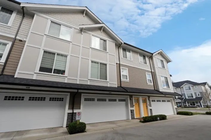 18 7410 194 STREET, Surrey