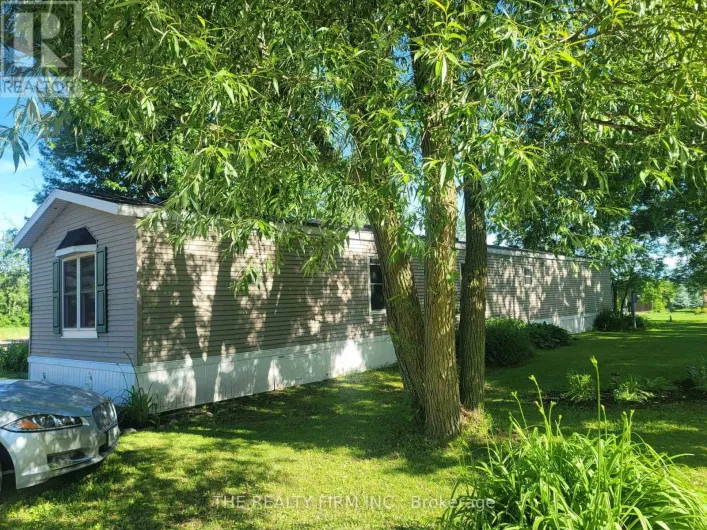 18 - 75049 HENSALL ROAD, Huron East
