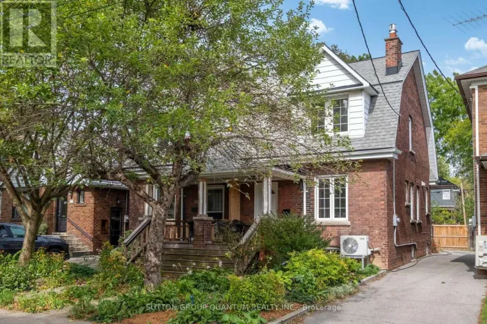 18 ALBANI STREET, Toronto
