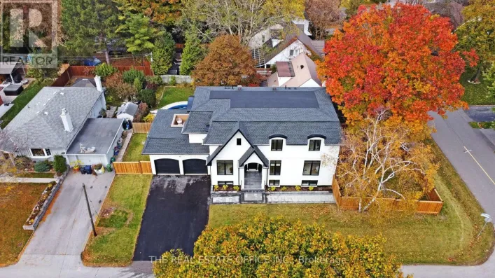 18 BEAVERBROOK AVENUE, Toronto