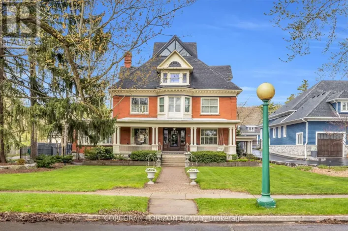 18 BRANT ROAD N, Cambridge