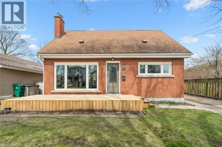18 CLOSE Avenue, Cambridge