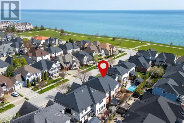 18 CORPORAL PATTERSON LANE, Clarington