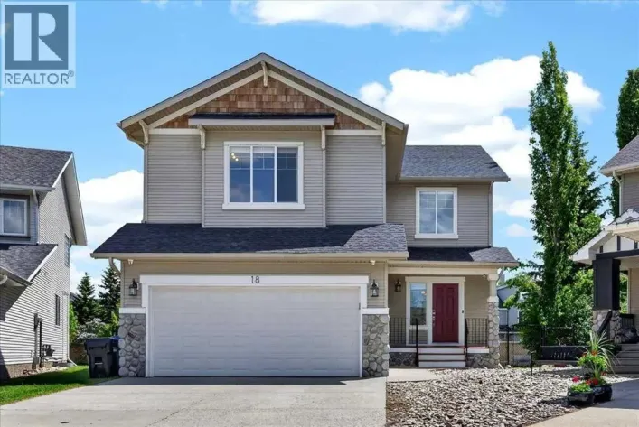 18 Cougarstone Bay SW, Calgary