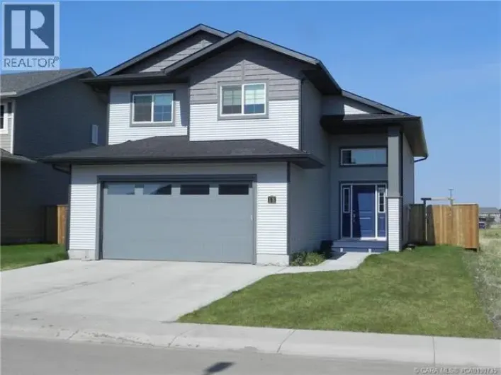 18 CROSS Street, Lacombe