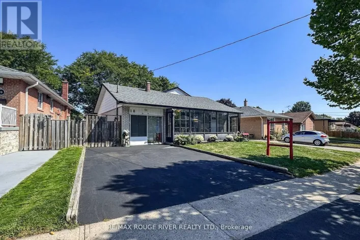 18 DARLINGSIDE DRIVE, Toronto