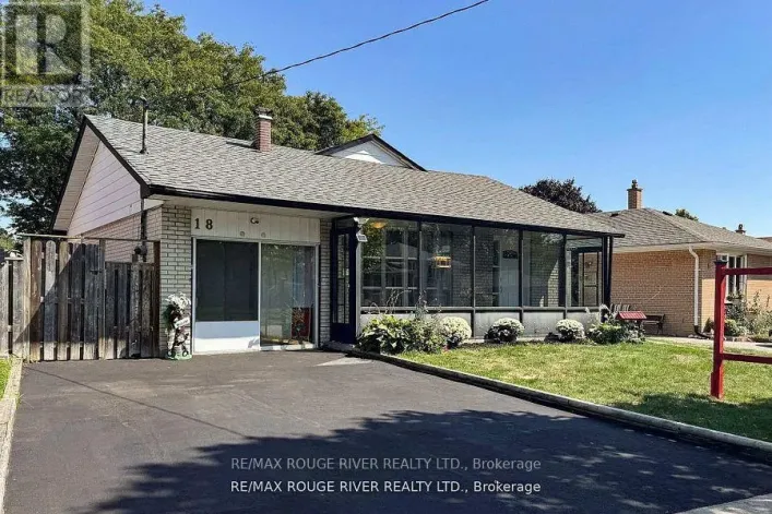 18 DARLINGSIDE DRIVE, Toronto