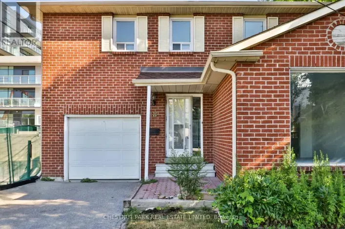 House for sale: 18 DERVOCK CRESCENT, Toronto
