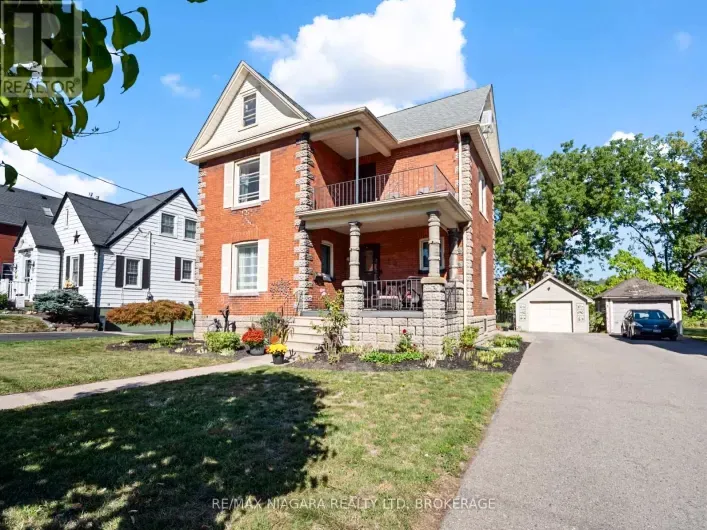 House for sale: 18 EMERICK AVENUE, Fort Erie
