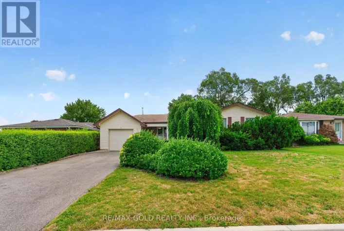 18 ESPLANADE ROAD, Brampton