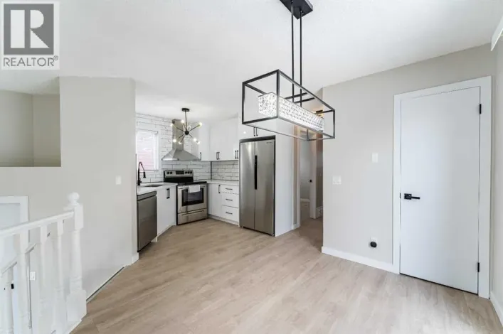 18 Falmere Way NE, Calgary