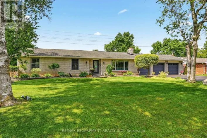18 FIRESIDE DRIVE, Hamilton