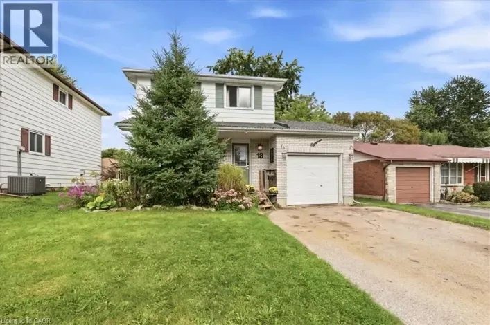 18 FOREST GLEN Court, Kitchener