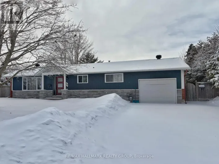 18 FOREST PARK AVENUE, Ottawa