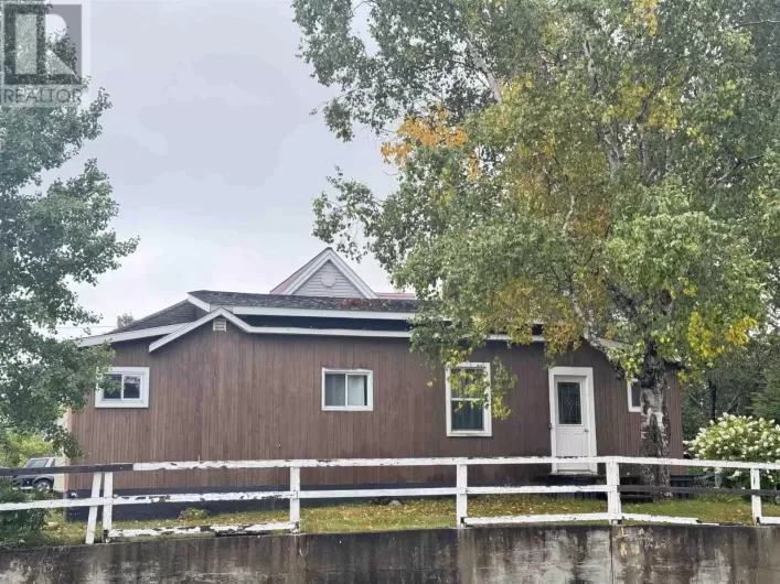 18 Hillcrest AVE, Wawa