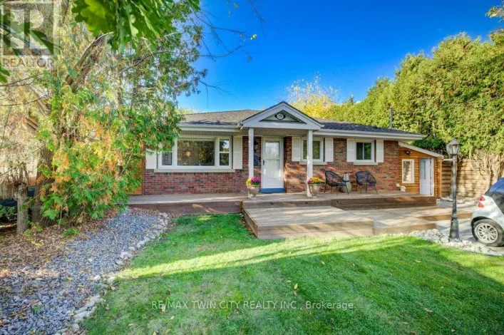 18 HILLTOP DRIVE, Cambridge