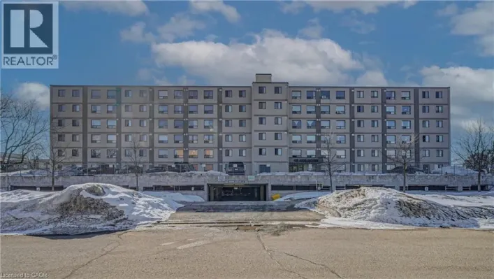 18 HOLBORN Court Unit# 610, Kitchener