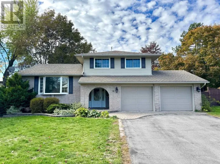 18 HOPE CRESCENT, Belleville