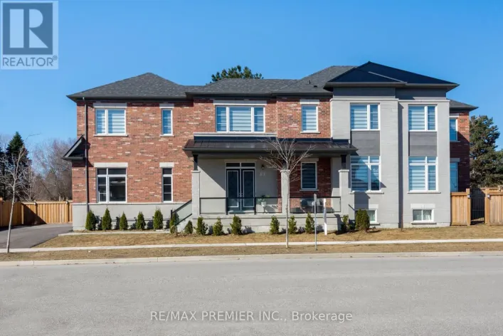 18 INVERNESS WAY, Bradford West Gwillimbury