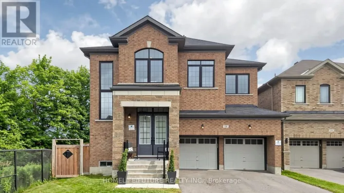 18 KEN BETZ COURT, Whitchurch-Stouffville