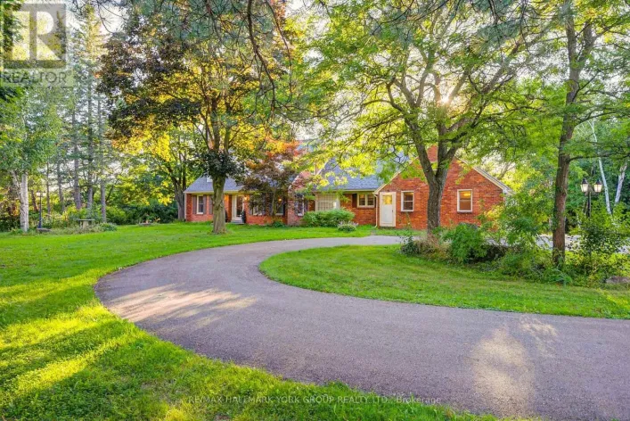 18 KENNEDY LANE, Whitchurch-Stouffville