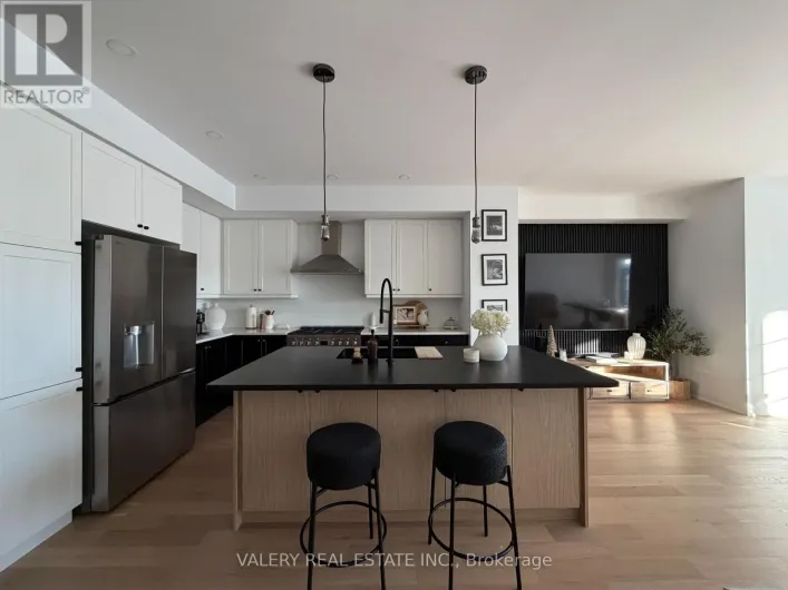 18 KIERNAN CRESCENT N, New Tecumseth