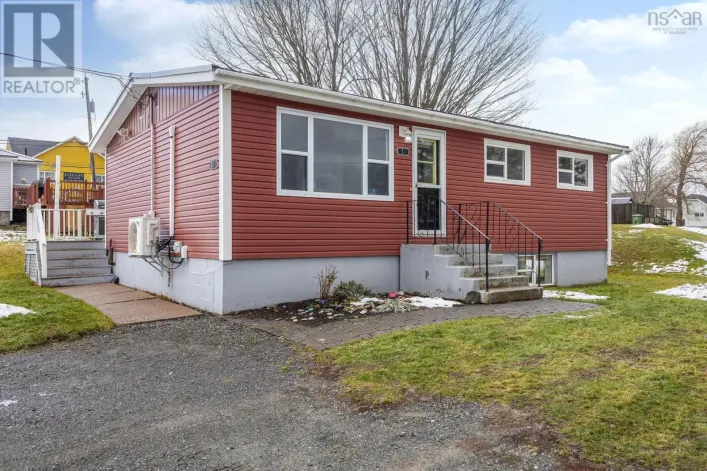 18 Kirk Avenue, Stellarton