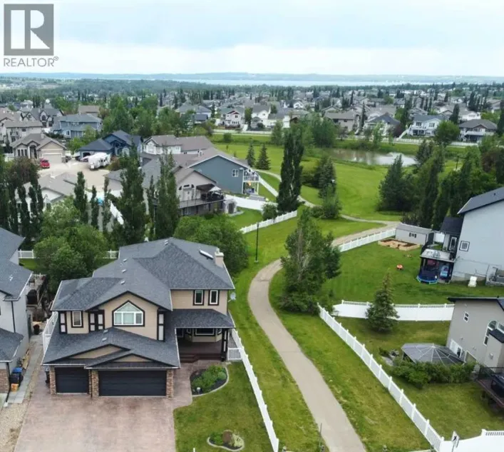 18 Lakeland Road, Sylvan Lake