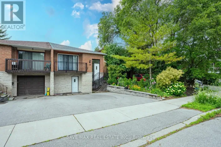 18 LEVITT COURT, Toronto