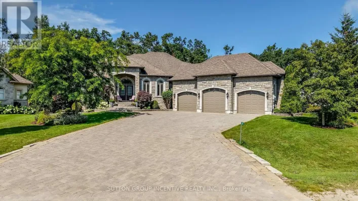 18 LLOYD COOK DRIVE W, Springwater
