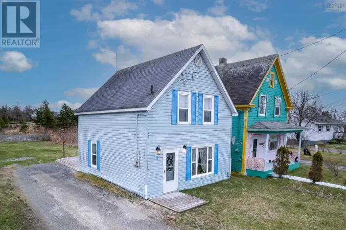 18 Lorway Street, Louisbourg