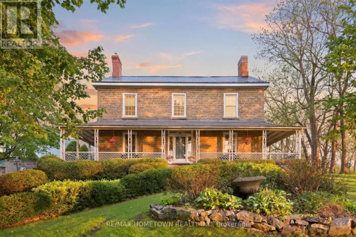 18 MAIN STREET E, Elizabethtown-Kitley