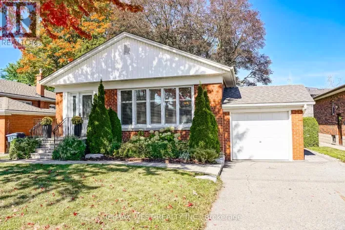 18 NASHLAND AVENUE, Toronto