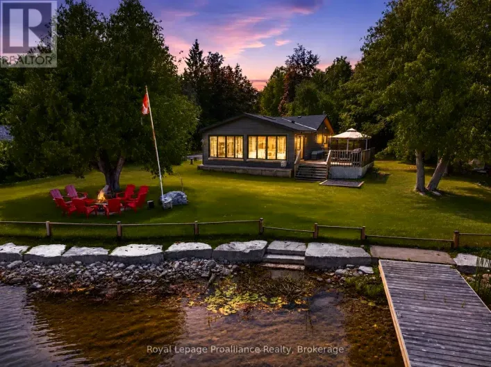 18 OSPREY ROAD, Kawartha Lakes