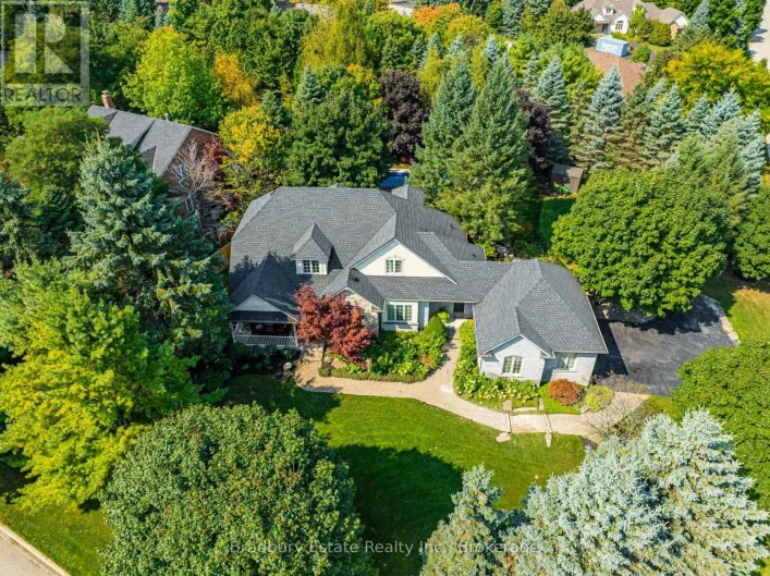 18 PALOMINO DRIVE, Hamilton