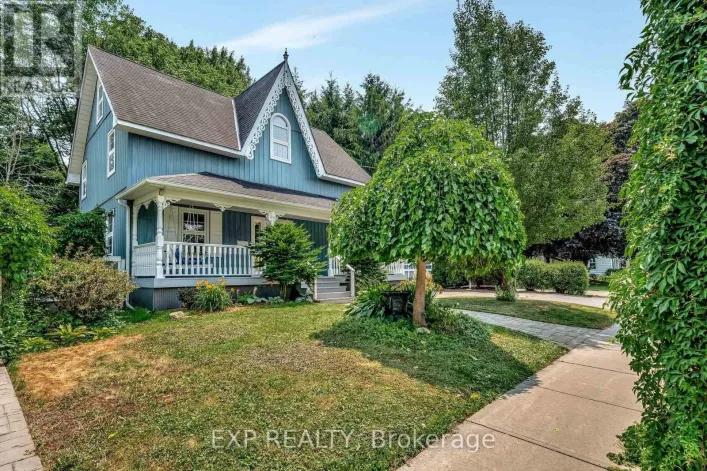 18 QUEEN STREET, Prince Edward County