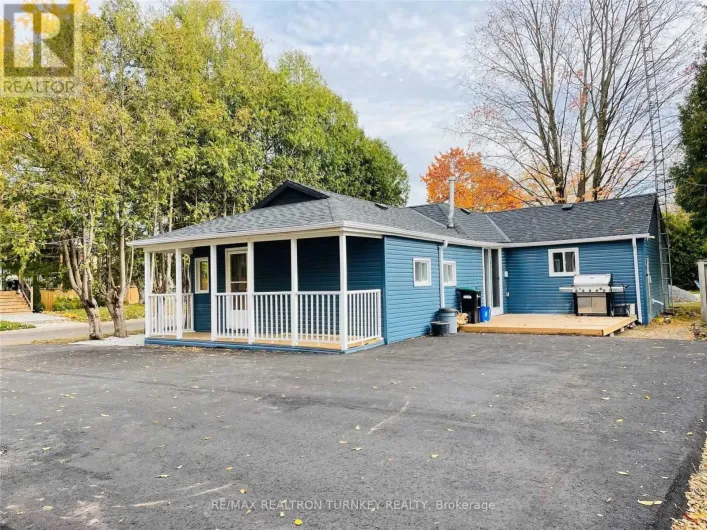 18 RIVER DRIVE, East Gwillimbury