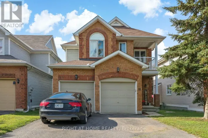 18 ROBERGE CRESCENT, Ottawa