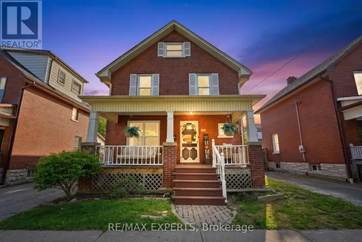 18 ROWE STREET, Oshawa