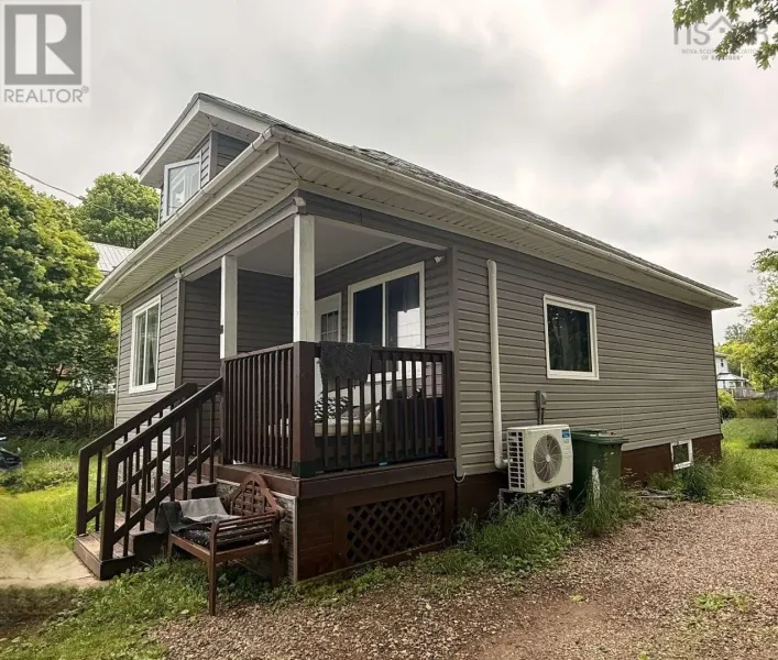 18 Royalty Street, Truro