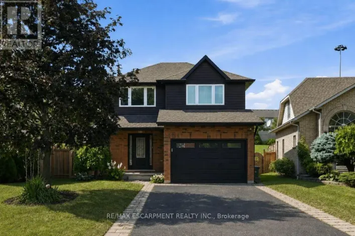 18 SABLE DRIVE, Hamilton