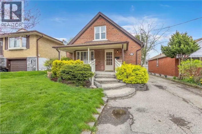 18 SOUTH Drive, Kitchener