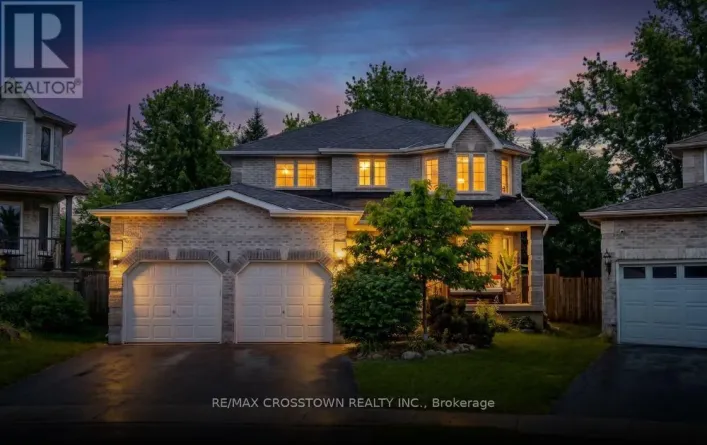 18 STONEYBROOK CRESCENT, Barrie