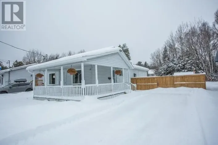 18 Tarbutt ST, Bruce Mines