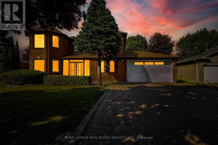 18 TREMONT COURT, Brampton