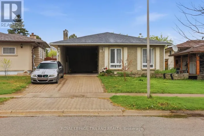 18 TUMBLEWEED CRESCENT, London South