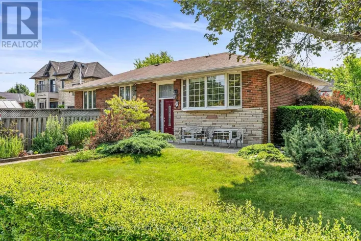 18 VERLAINE PLACE, Toronto